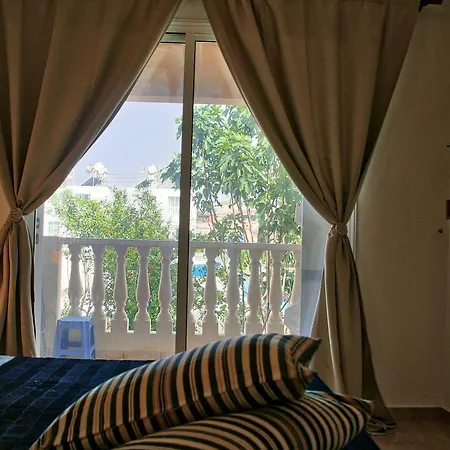 Апартаменты A101 Diana 43 Two Bedroom Пафос